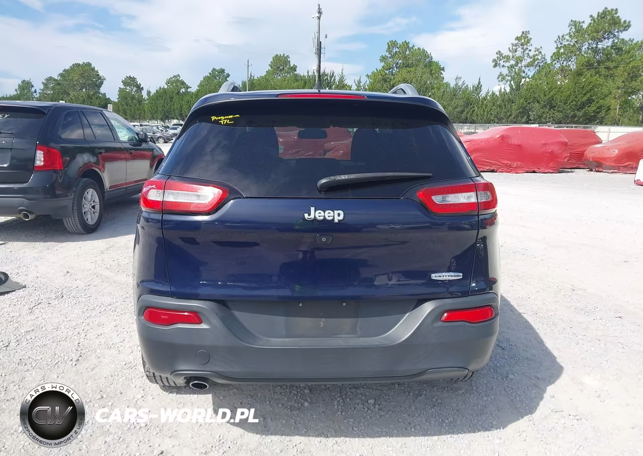 2016 Jeep Cherokee Latitude VIN:1C4PJLCB4GW282547 - 16