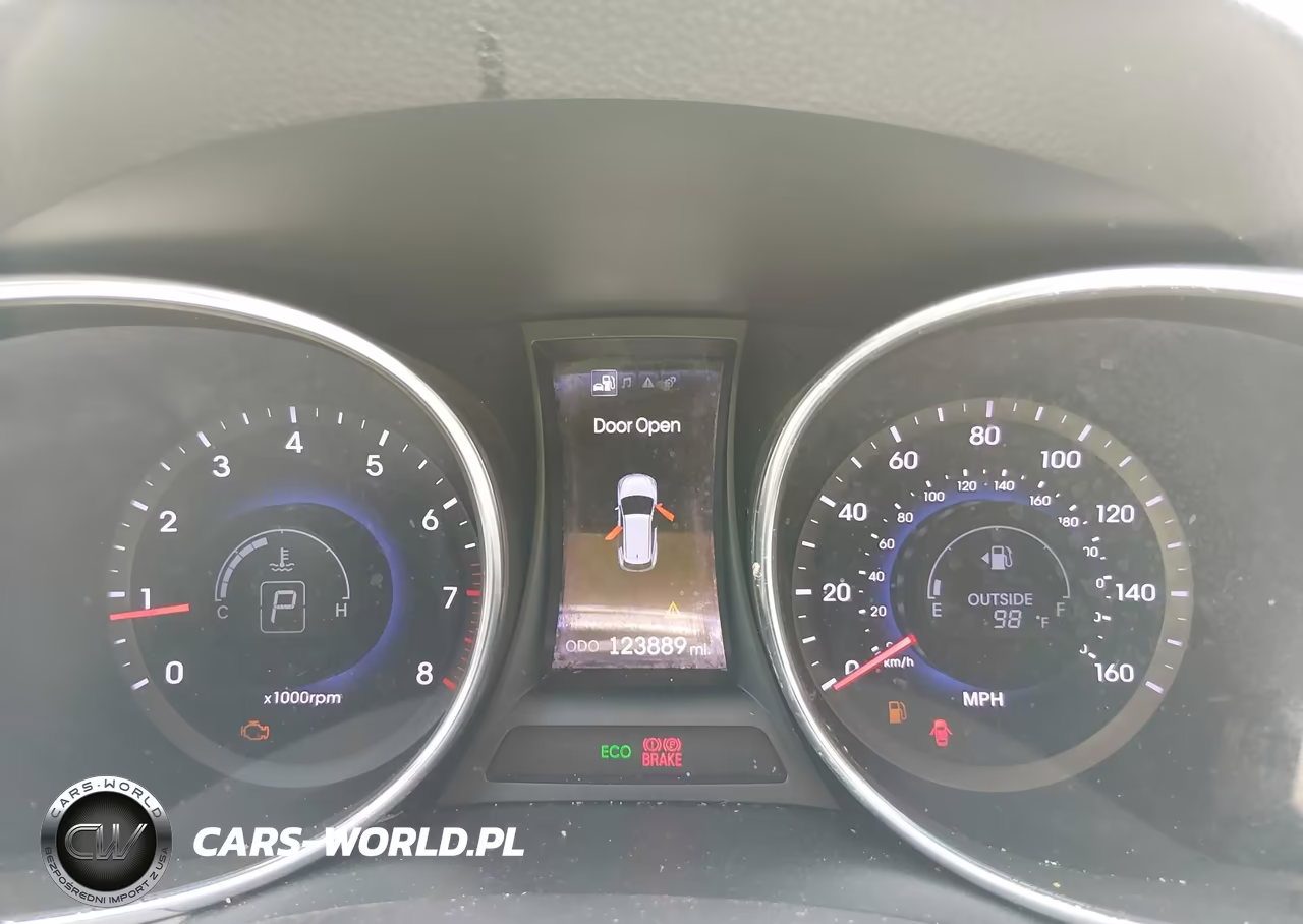 2013 Hyundai Santa Fe Sport VIN:5XYZU3LB1DG016931 - 7