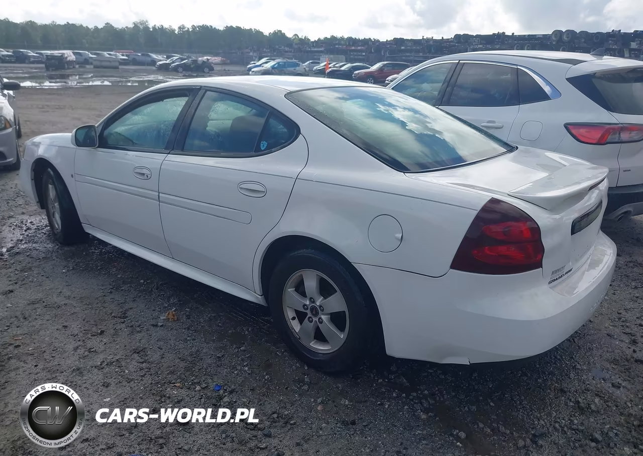 2006 Pontiac Grand Prix VIN:2G2WP552561131228 - 3
