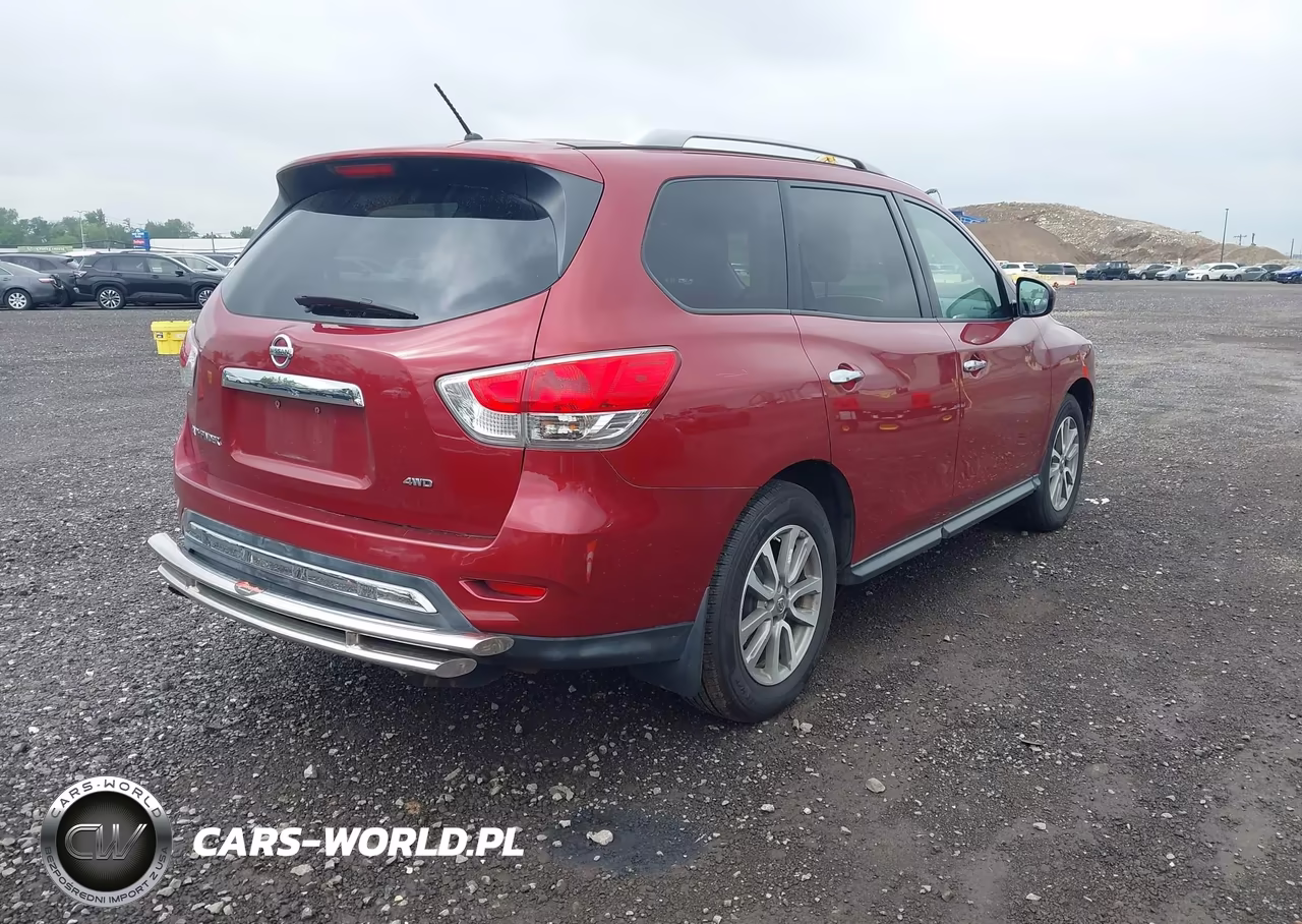 2015 Nissan Pathfinder S VIN:5N1AR2MM2FC660577 - 4