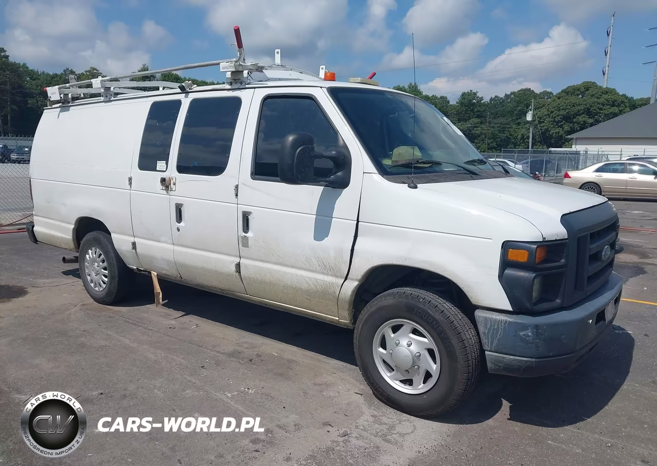 2013 Ford E-350 Super Duty Commercial – zdjęcie 1 z 16