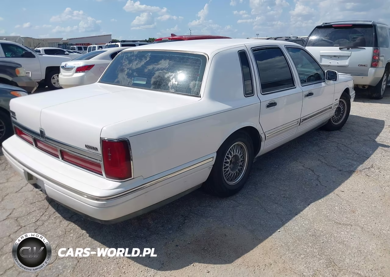 1996 Lincoln Town Car Sgn-Dmnd Anv-Cypress-Jn VIN:1LNLM82W6TY717697 - 4