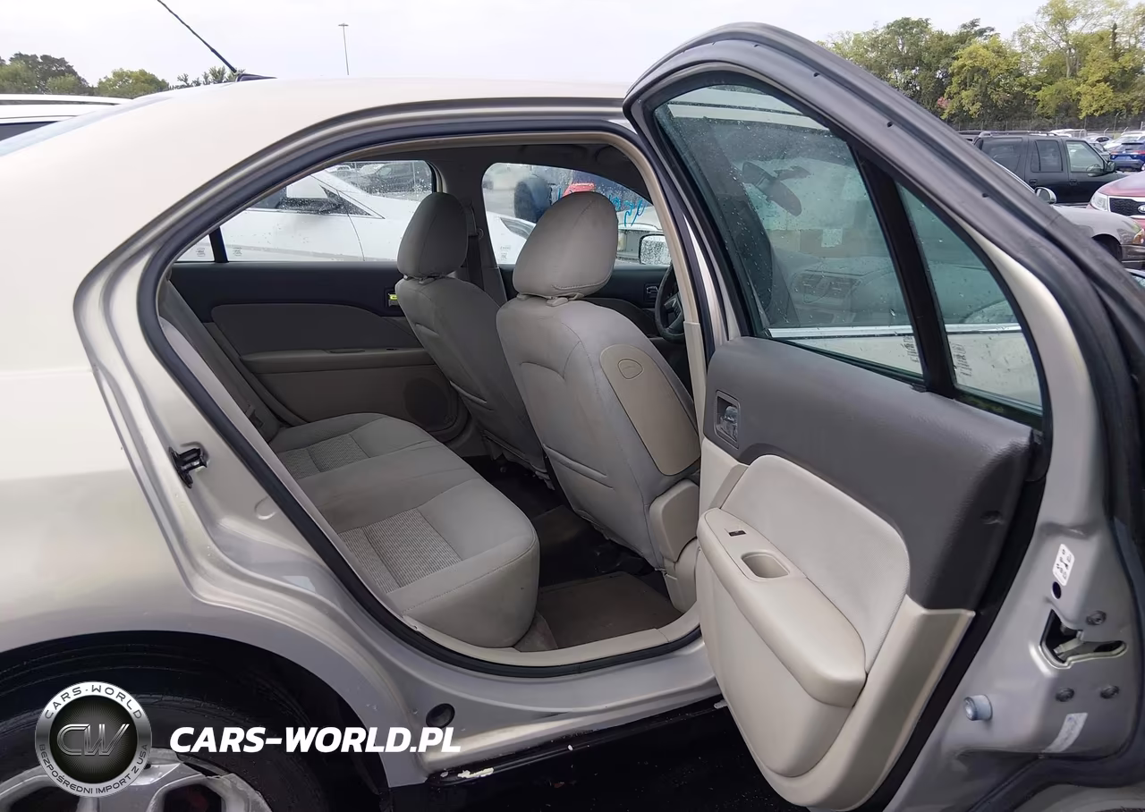 2010 Ford Fusion Se VIN:3FAHP0HA8AR142101 - 8