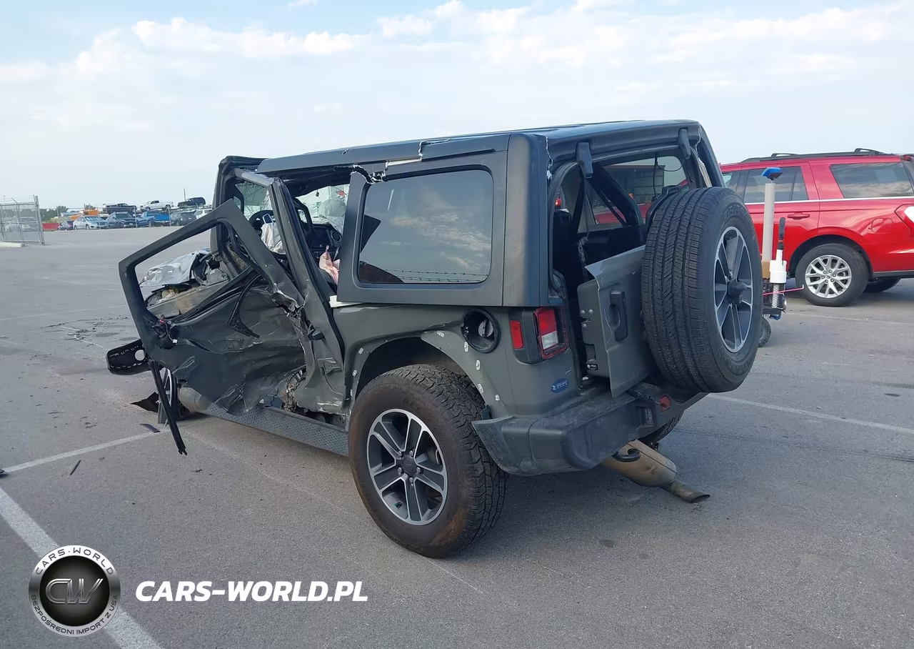 2023 Jeep Wrangler 4-Door Sahara 4X4 VIN:1C4HJXEN8PW702474 - 3