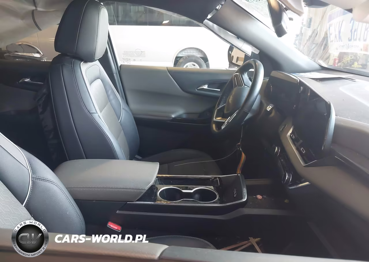 2025 Chevrolet Equinox Awd Lt VIN:3GNAXPEG5SL143165 - 5