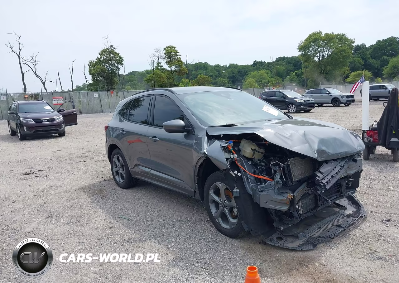 2024 Ford Escape St-Line Select – zdjęcie 1 z 17