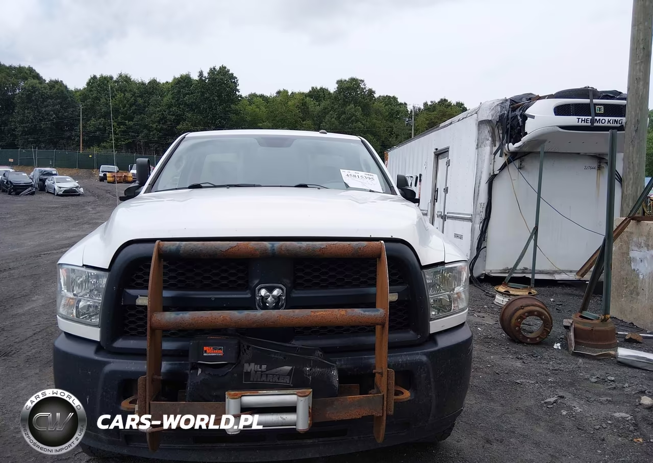 2017 Ram 2500 Tradesman 4X4 8' Box VIN:3C6LR5AT2HG779327 - 12