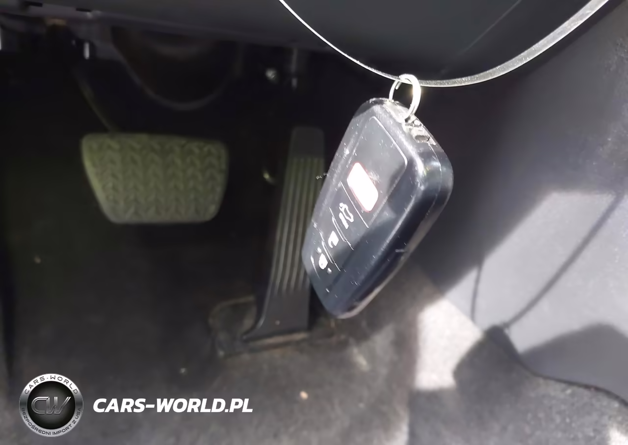 2023 Toyota Highlander Platinum VIN:5TDKDRBH1PS519702 - 11