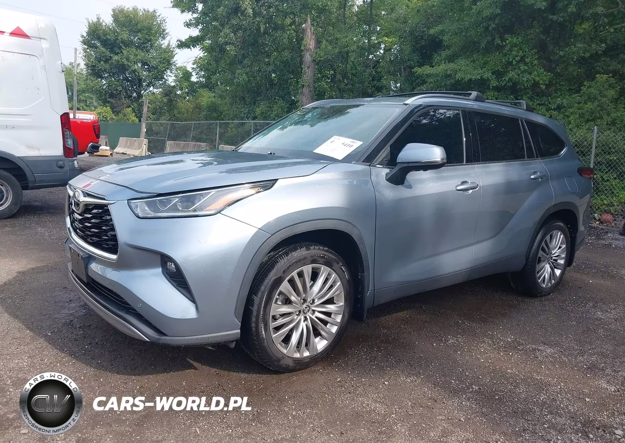 2023 Toyota Highlander Platinum VIN:5TDKDRBH1PS519702 - 2
