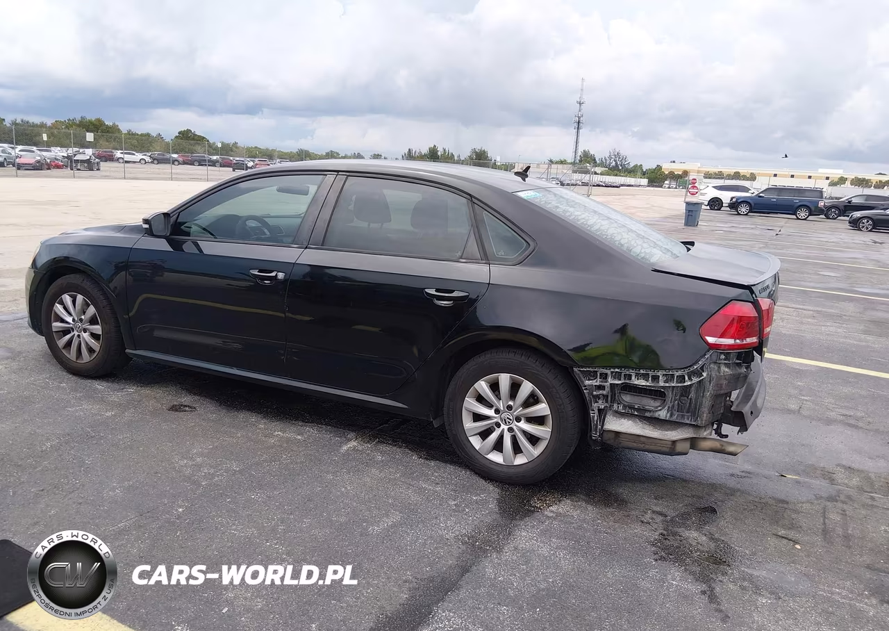 2013 Volkswagen Passat 2.5L S VIN:1VWAH7A39DC007285 - 3