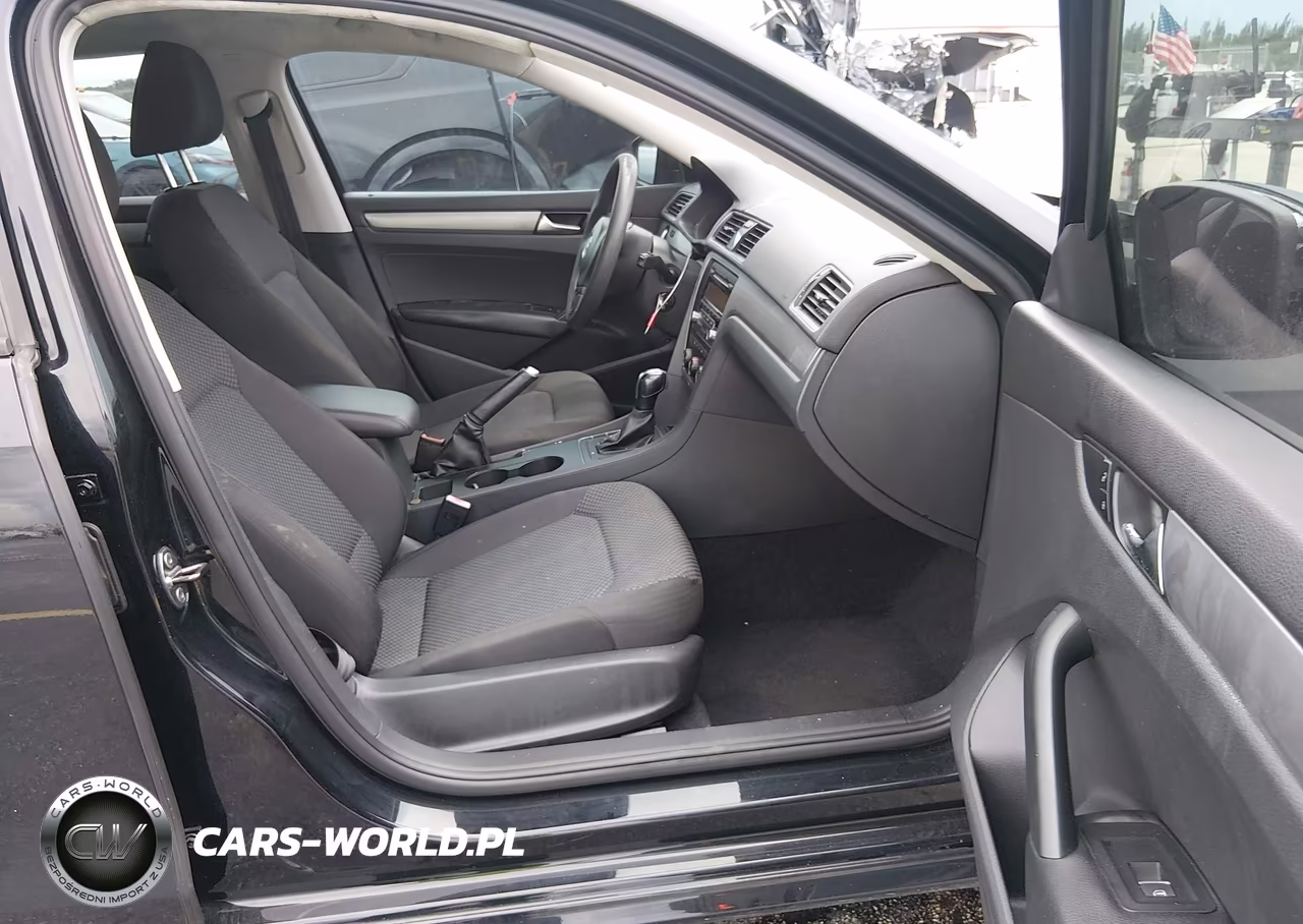 2013 Volkswagen Passat 2.5L S VIN:1VWAH7A39DC007285 - 5