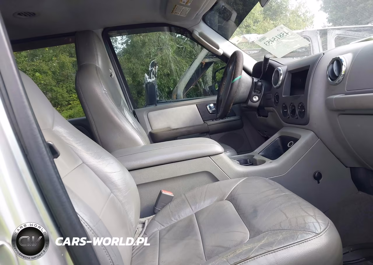 2005 Ford Expedition Nbx-Xlt VIN:1FMPU16515LB08799 - 5