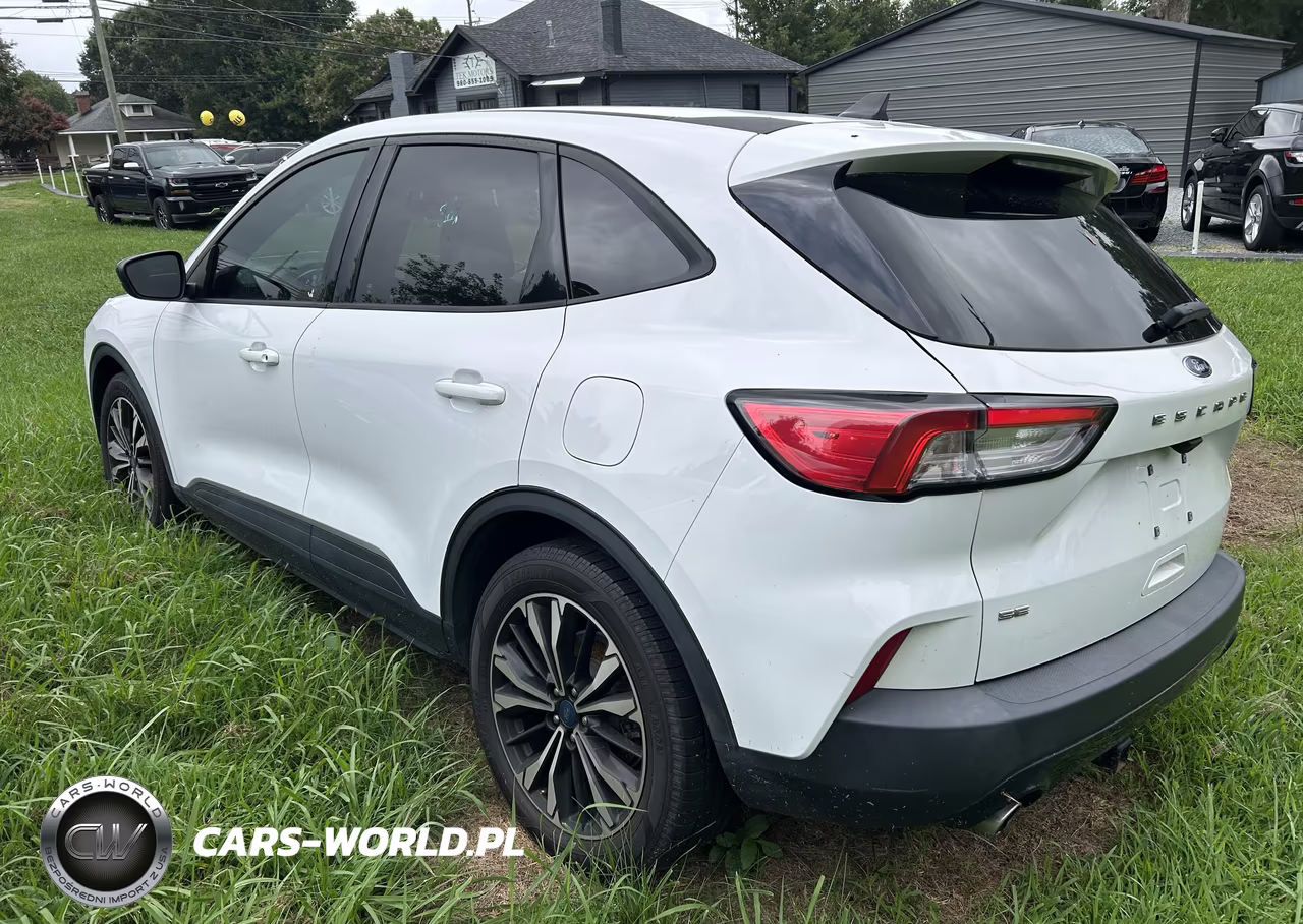 2021 Ford Escape Se VIN:1FMCU0G67MUA96909 - 3