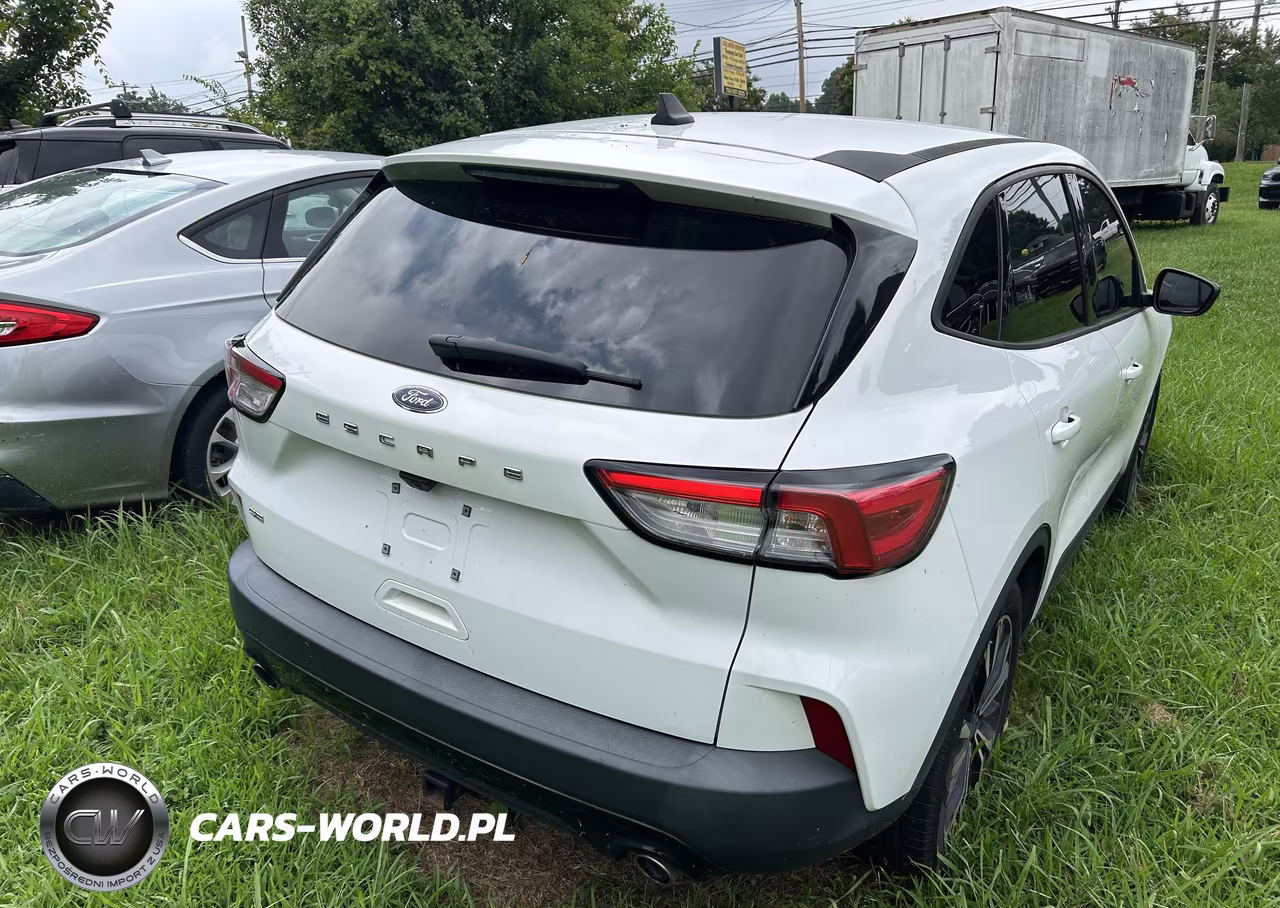 2021 Ford Escape Se VIN:1FMCU0G67MUA96909 - 4