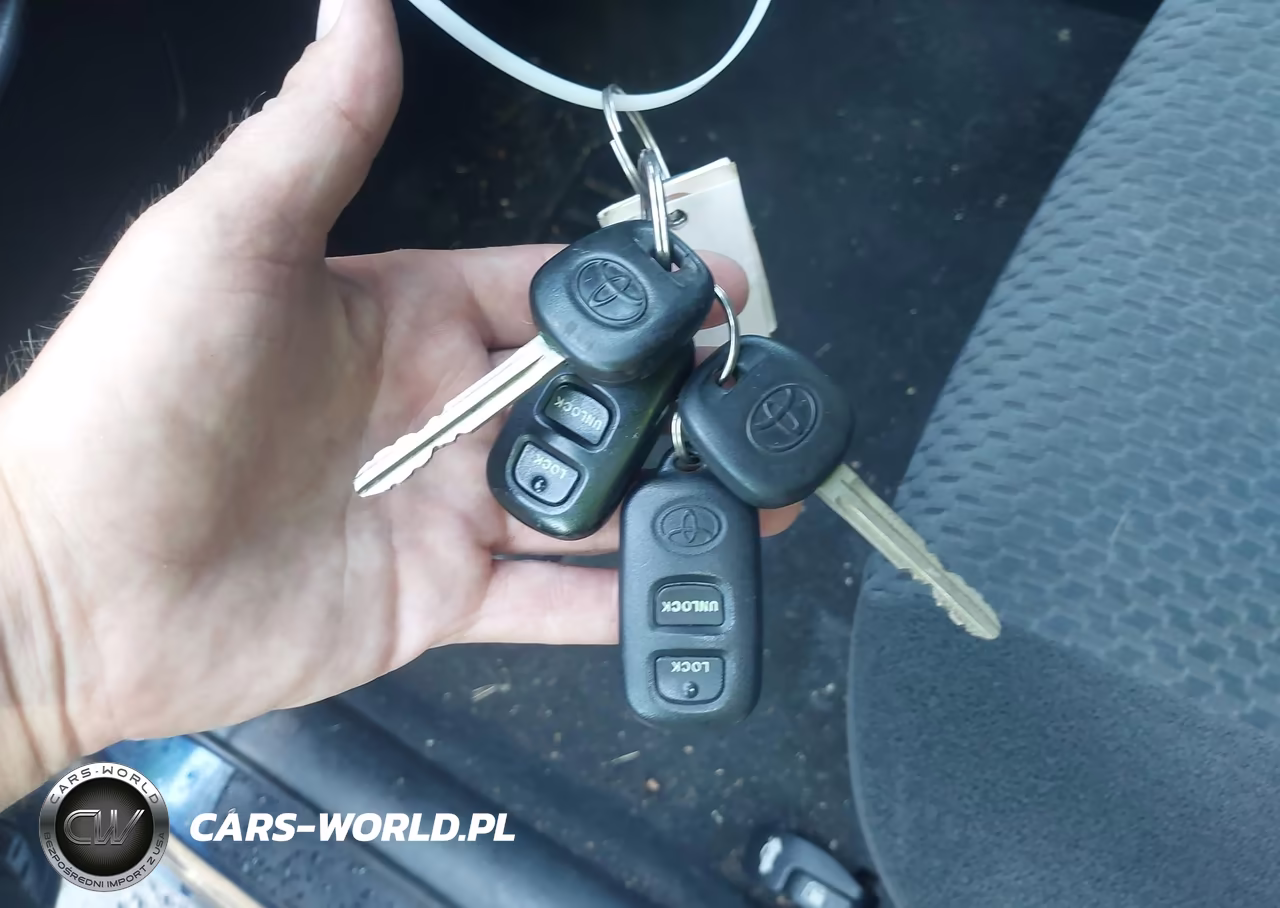 2007 Toyota Corolla S VIN:2T1BR32E47C731619 - 11