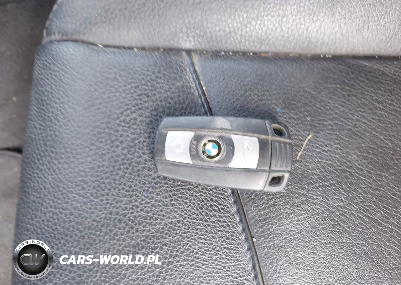 2011 BMW 328I VIN:WBAPH7C58BE678764 - 11