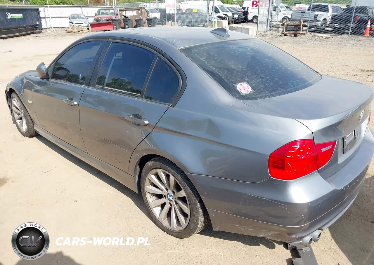 2011 BMW 328I VIN:WBAPH7C58BE678764 - 3
