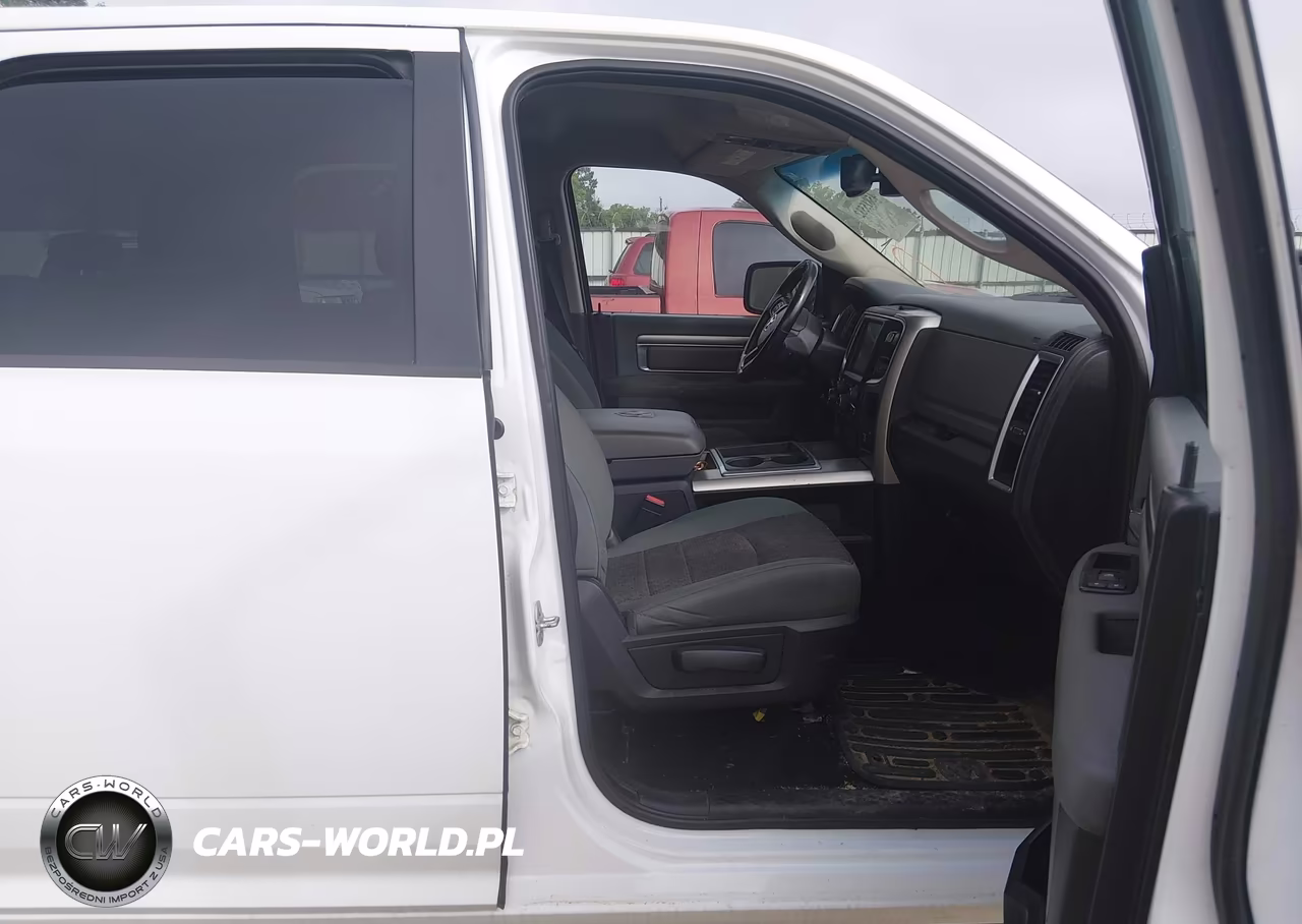 2015 Ram 1500 Big Horn VIN:1C6RR7LM2FS679746 - 5