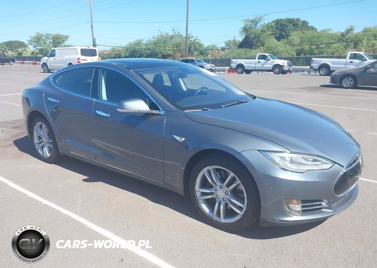 2013 Tesla Model S