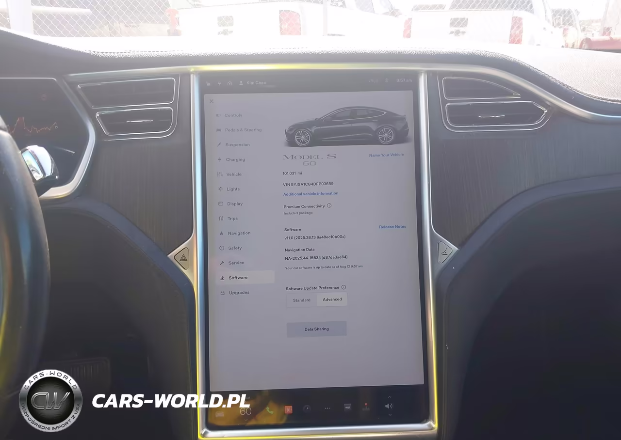 2013 Tesla Model S VIN:5YJSA1CG4DFP03659 - 18