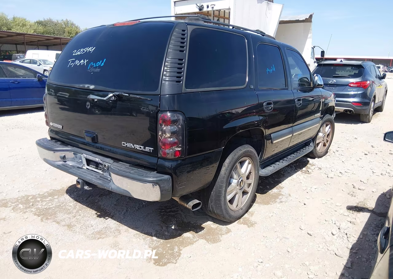 2002 Chevrolet Tahoe Ls VIN:1GNEC13V72R268544 - 4