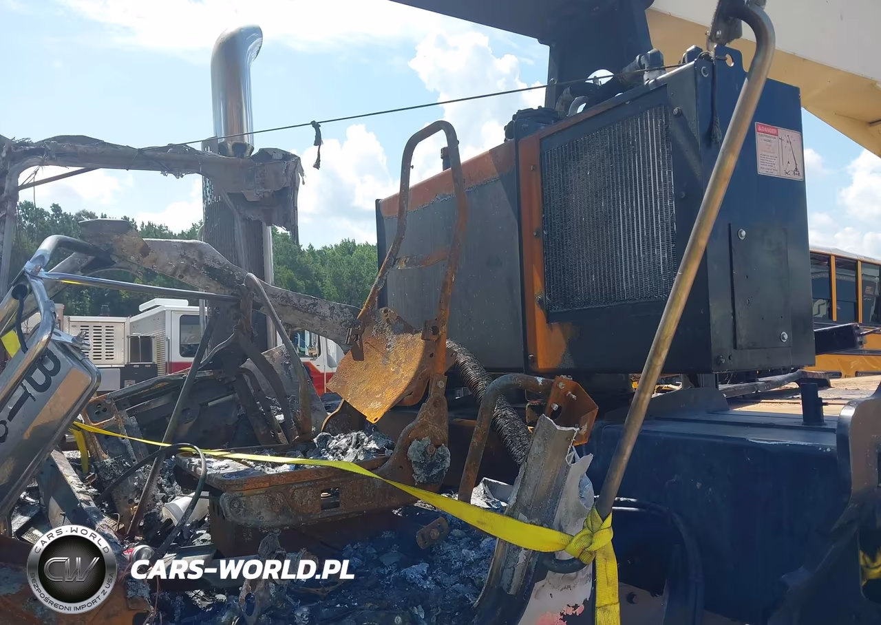 2008 Peterbilt 365 VIN:1NPSLU0X48N756331 - 7