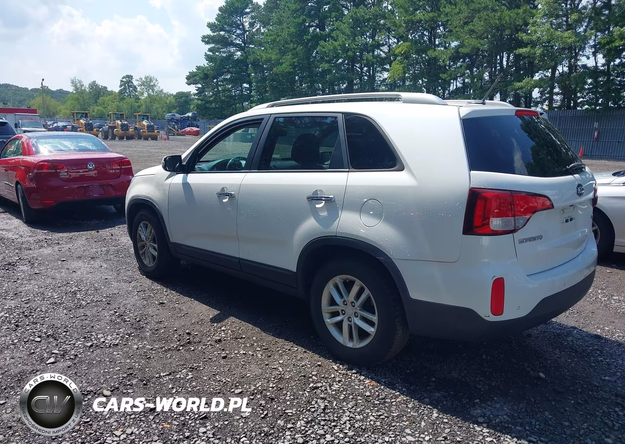 2014 Kia Sorento Lx VIN:5XYKT3A64EG503701 - 3
