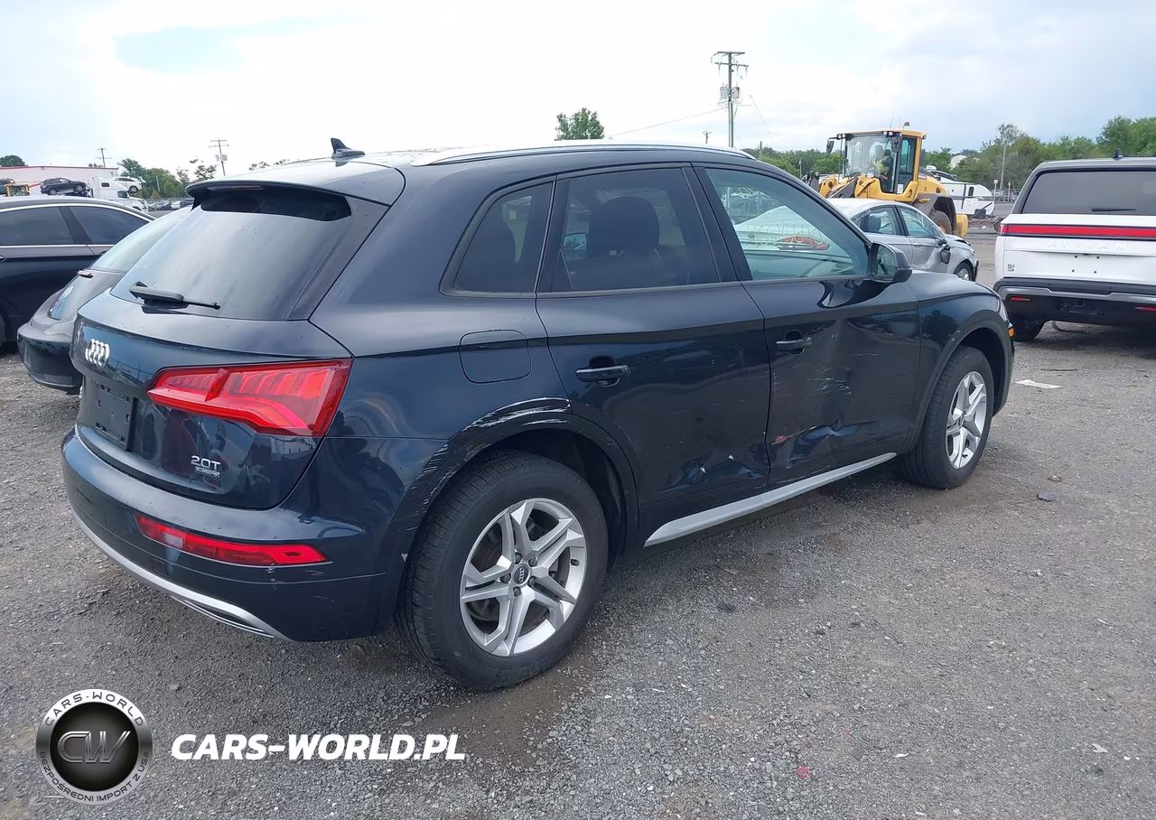 2018 Audi Q5 2.0T Premium-2.0T Tech Premium VIN:WA1ANAFY3J2036516 - 4