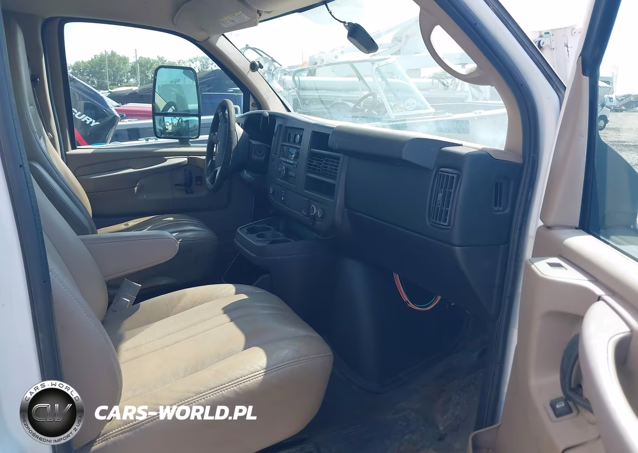 2015 Chevrolet Express Cutaway 4500 VIN:1GB6G5CGXF1111514 - 6