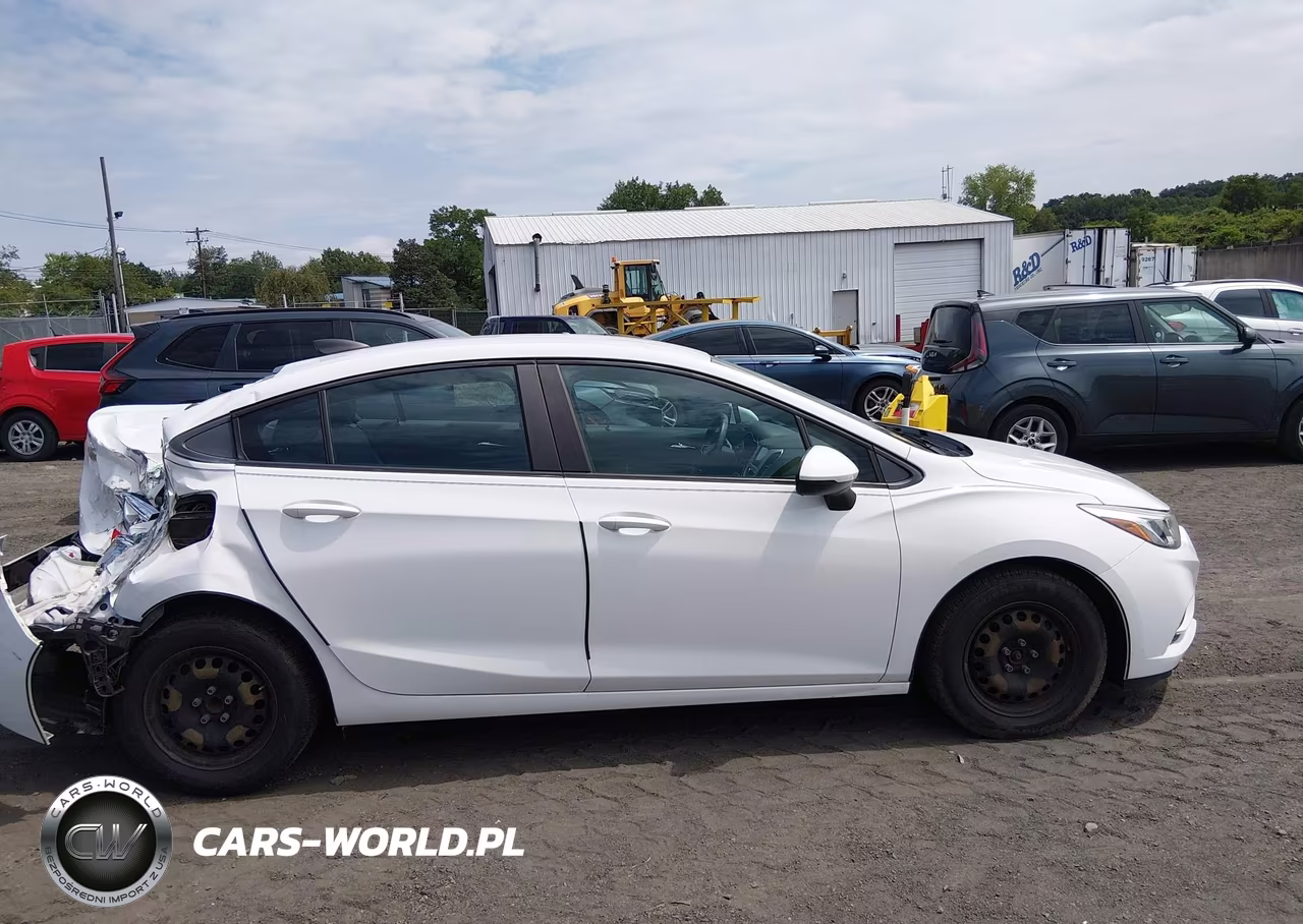 2018 Chevrolet Cruze Ls Auto VIN:1G1BC5SM6J7110937 - 13