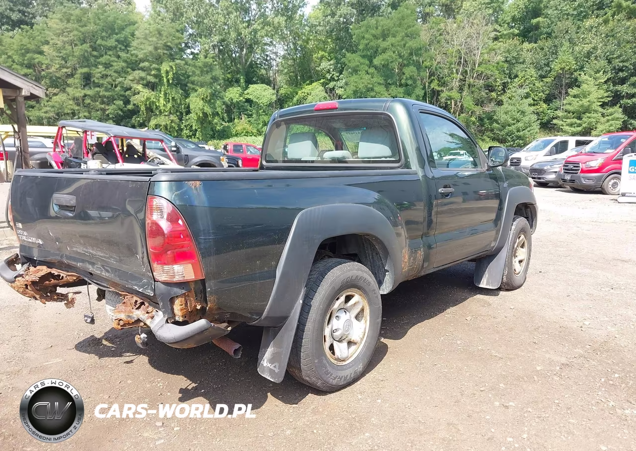 2012 Toyota Tacoma VIN:5TFPX4EN4CX010354 - 4