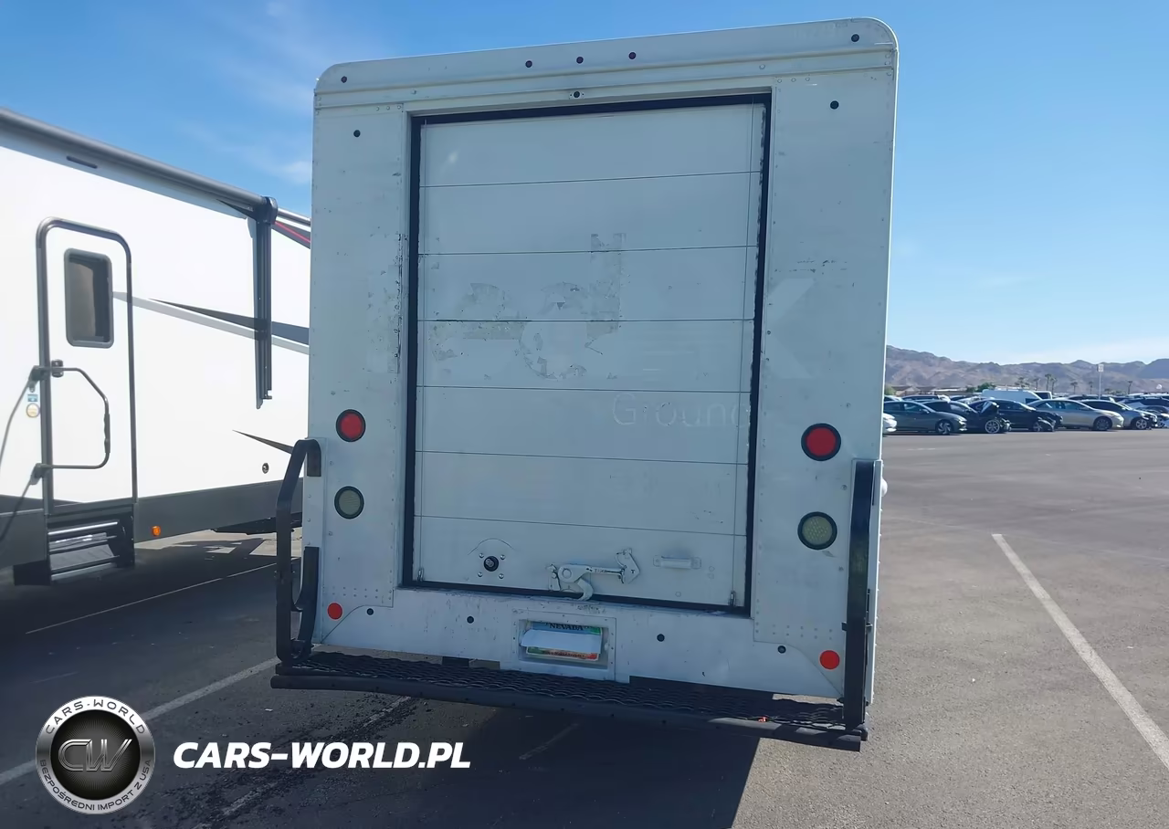 2014 Ford E-450 Stripped VIN:1FC3E4KL2EDB09976 - 14