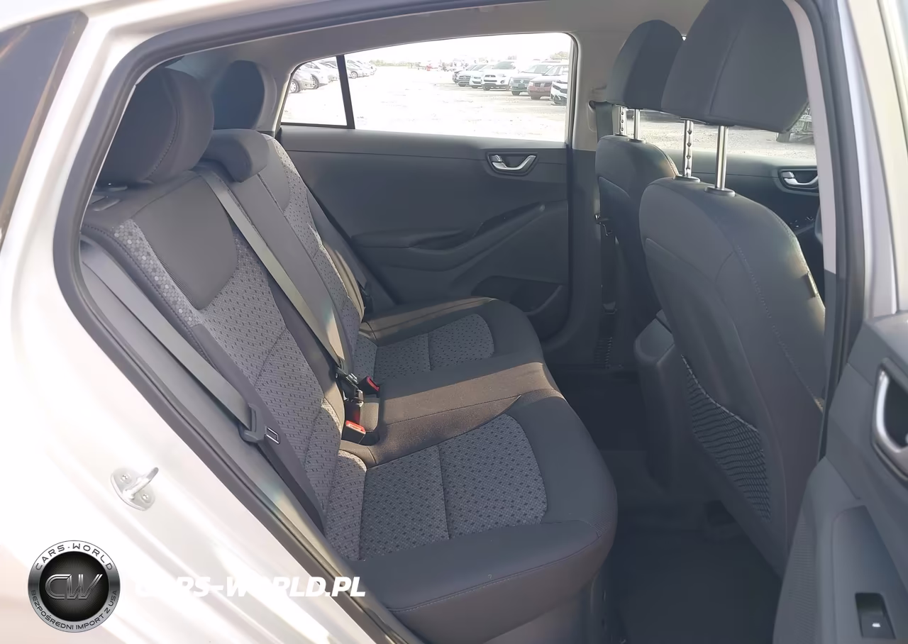 2018 Hyundai Ioniq Hybrid Blue VIN:KMHC65LC1JU075696 - 8