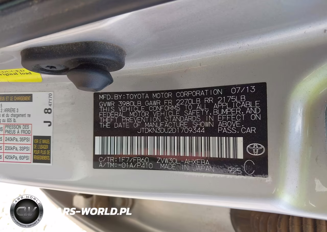 2013 Toyota Prius Three VIN:JTDKN3DU2D1709344 - 9
