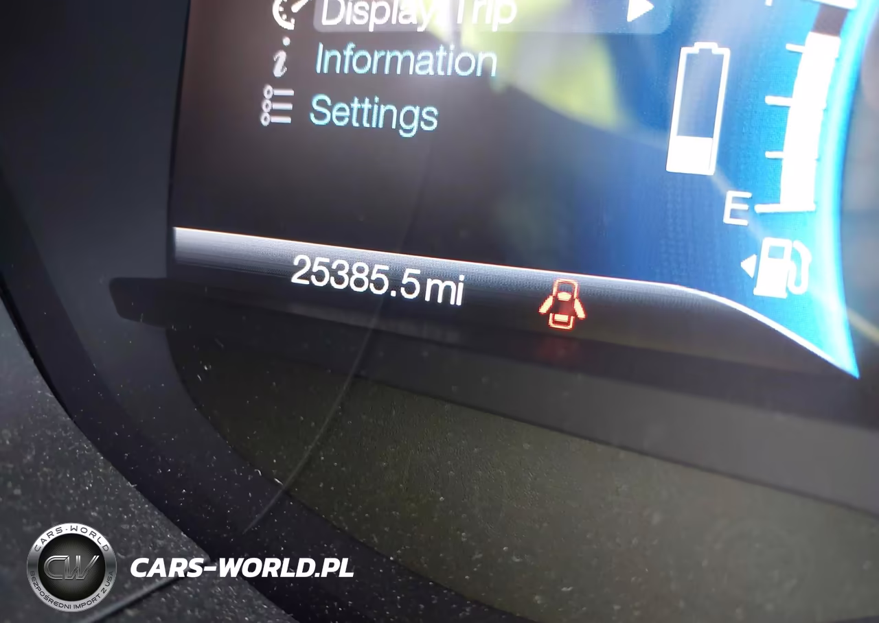 2018 Ford Fusion Hybrid S VIN:3FA6P0UU4JR100886 - 18