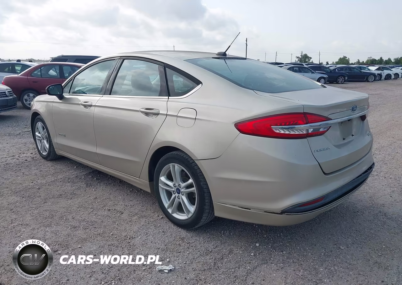 2018 Ford Fusion Hybrid S VIN:3FA6P0UU4JR100886 - 3