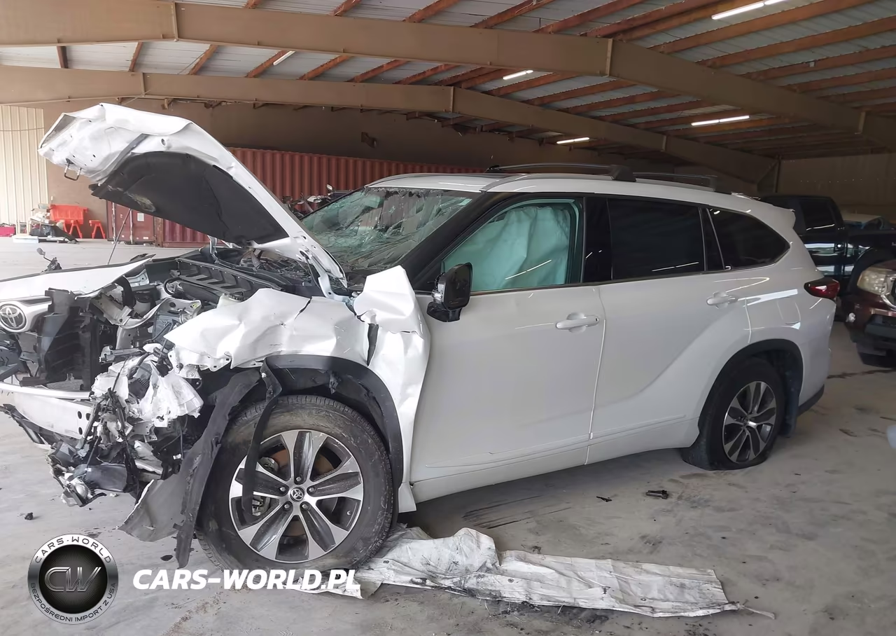 2022 Toyota Highlander Xle VIN:5TDGZRBH1NS234972 - 14
