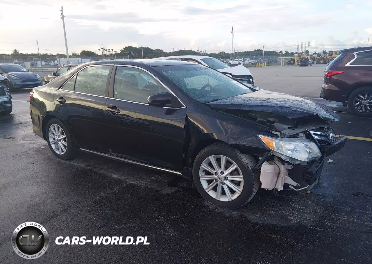 2012 Toyota Camry Xle V6 – zdjęcie 1 z 16
