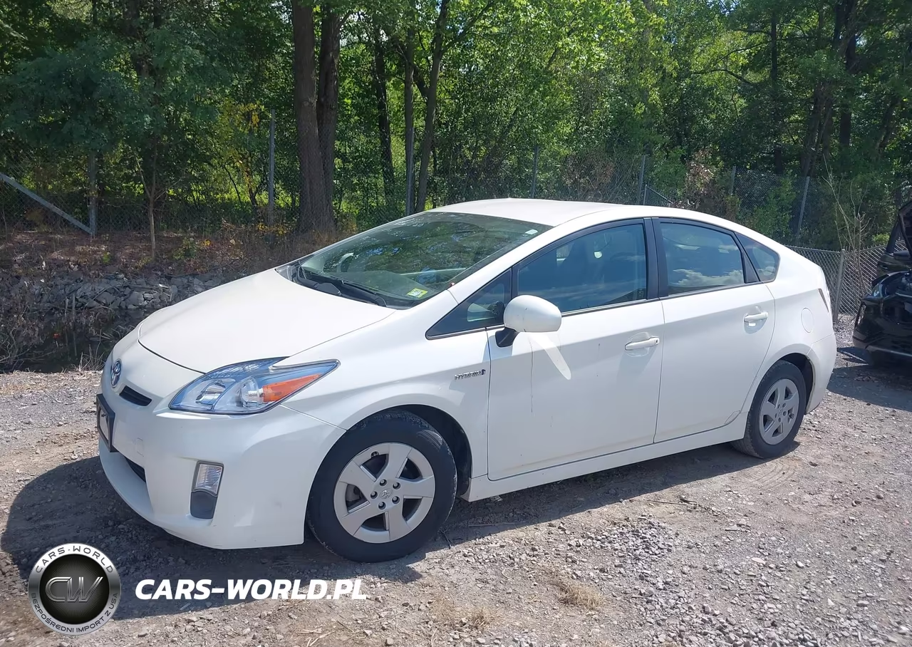 2011 Toyota Prius Two VIN:JTDKN3DUXB5329108 - 6