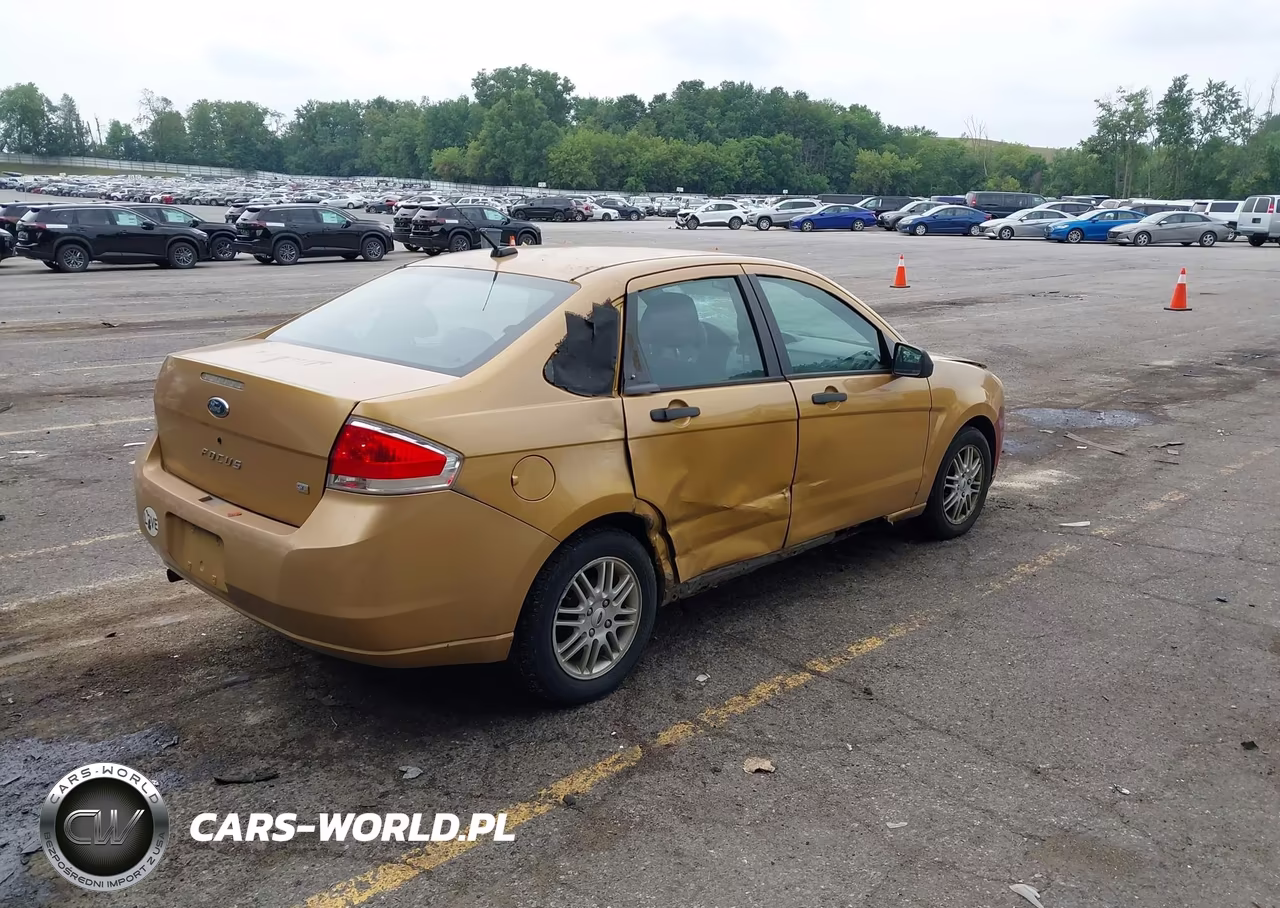 2009 Ford Focus Se VIN:1FAHP35N69W229206 - 4