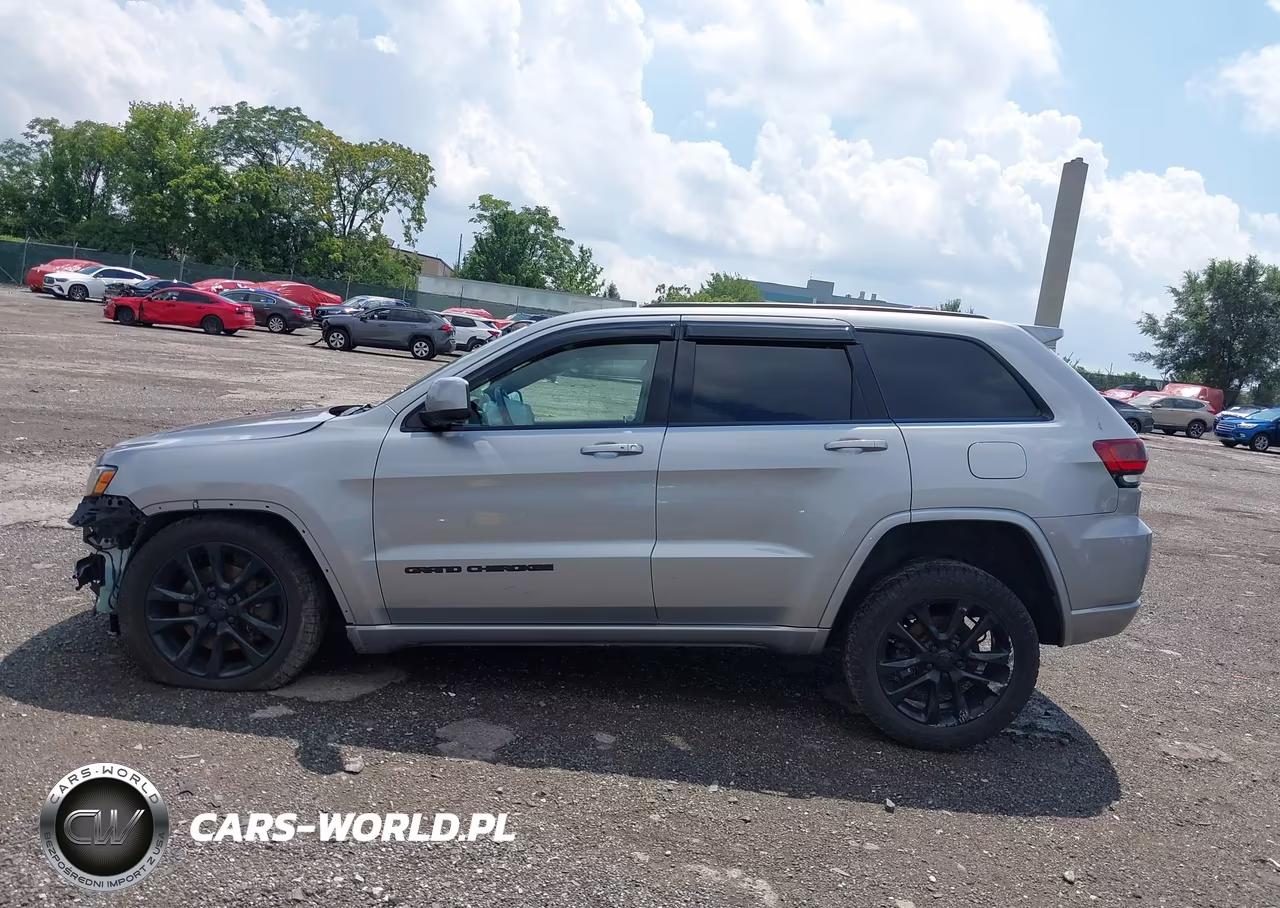 2021 Jeep Grand Cherokee Laredo X 4X4 VIN:1C4RJFAG1MC552422 - 15