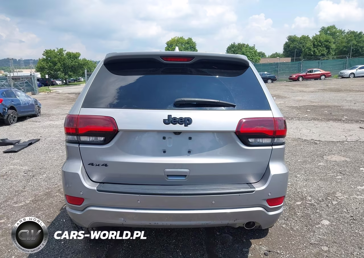 2021 Jeep Grand Cherokee Laredo X 4X4 VIN:1C4RJFAG1MC552422 - 17