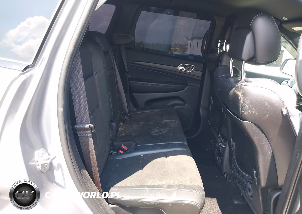 2021 Jeep Grand Cherokee Laredo X 4X4 VIN:1C4RJFAG1MC552422 - 8