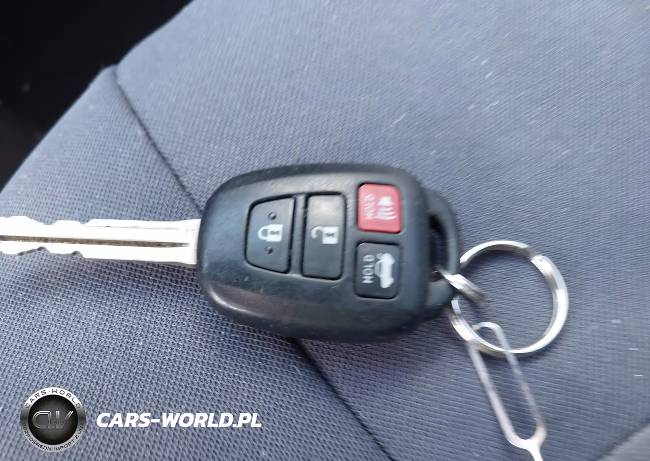 2016 Toyota Corolla Le VIN:2T1BURHE6GC711767 - 11