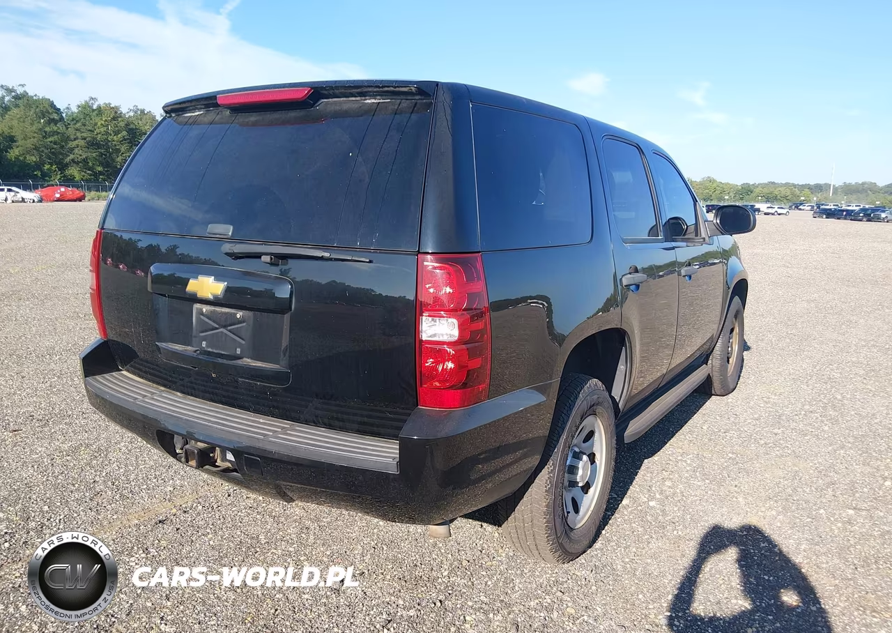 2014 Chevrolet Tahoe Commercial VIN:1GNSK2E0XER137349 - 4