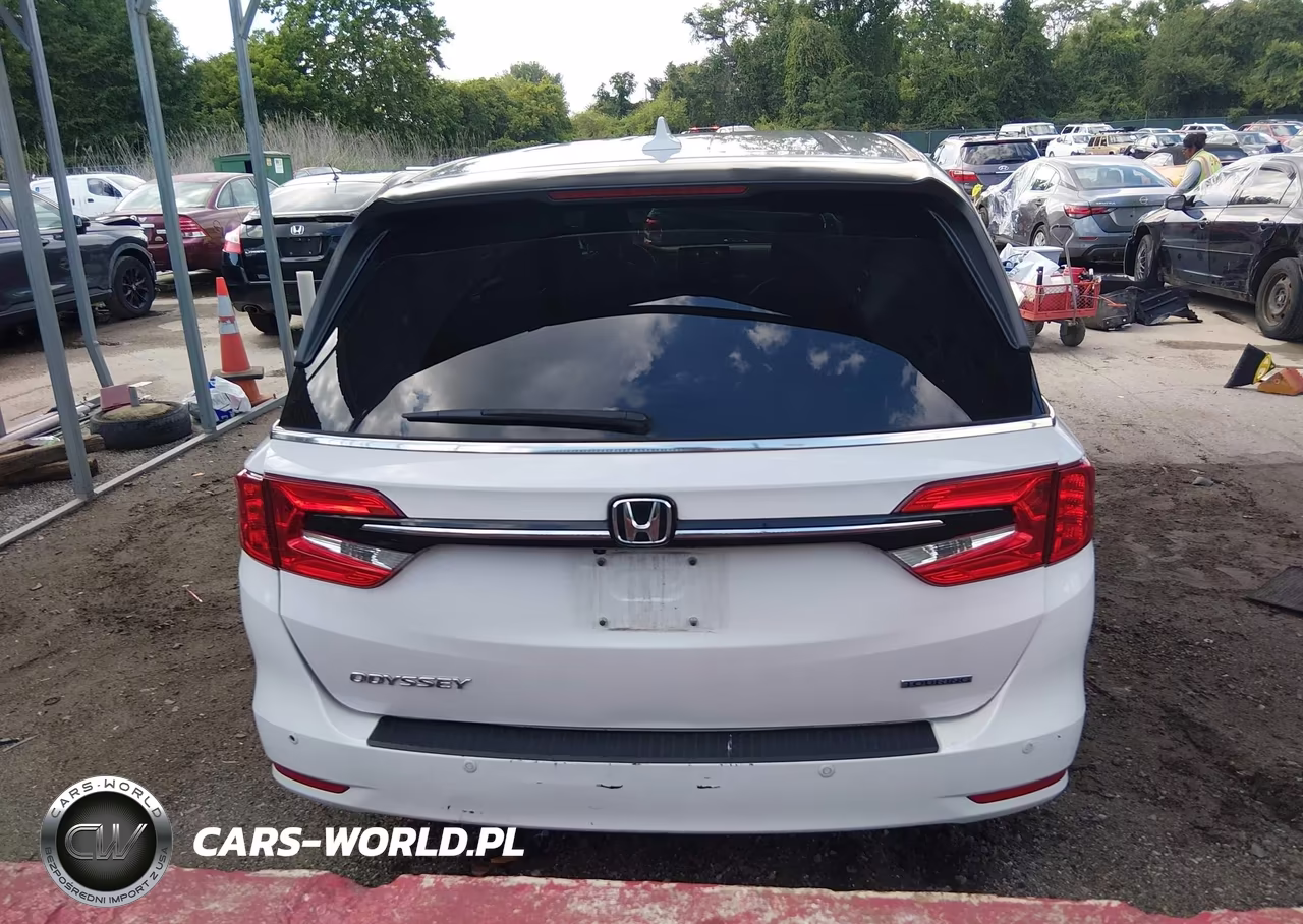 2023 Honda Odyssey Touring VIN:5FNRL6H85PB062050 - 16