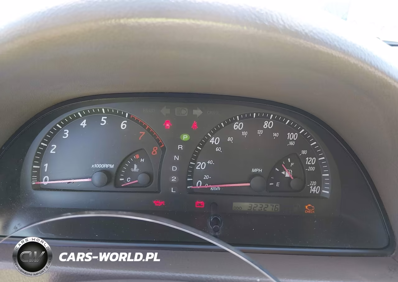 2002 Toyota Camry Le VIN:JTDBE32K920014122 - 7
