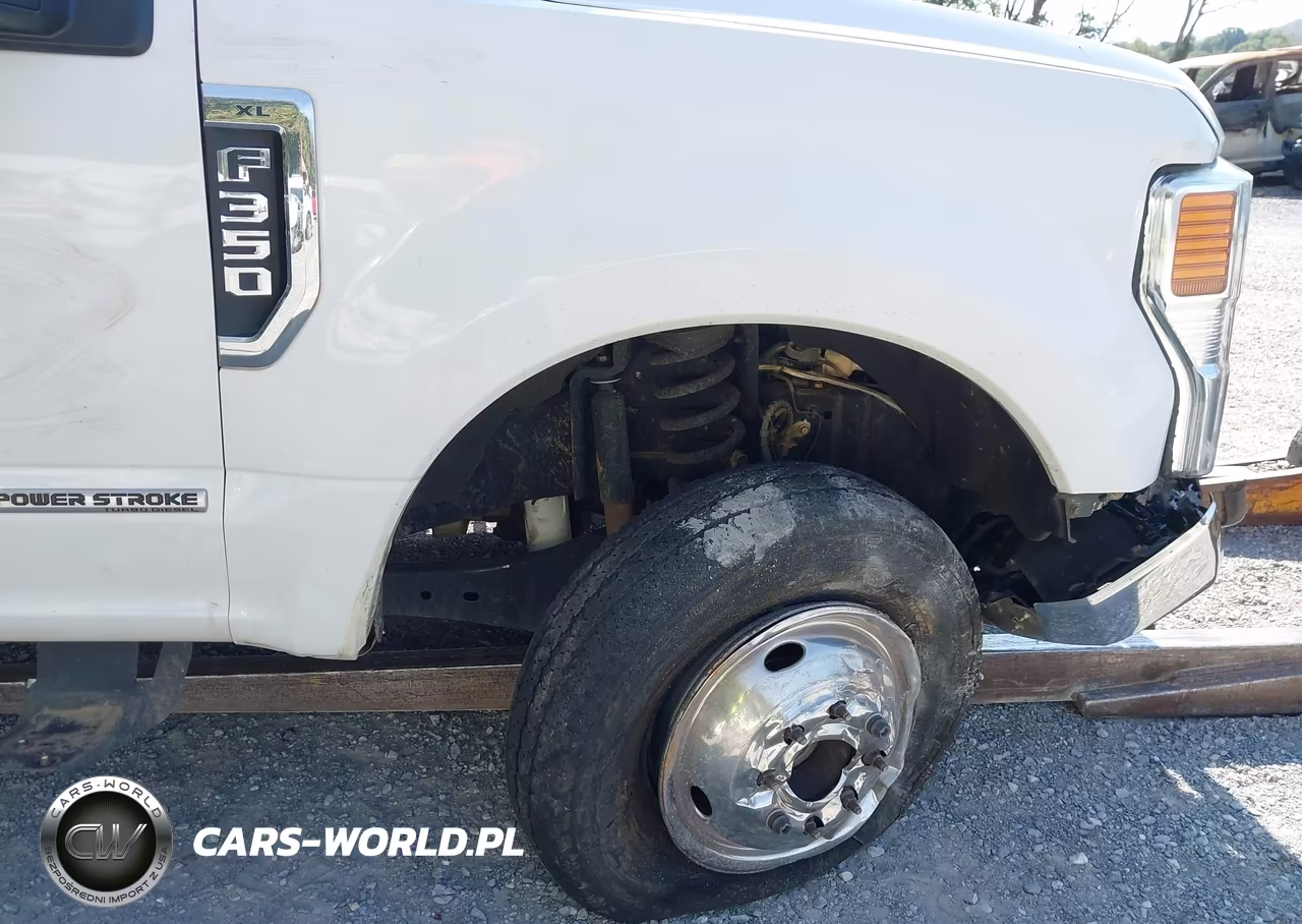 2020 Ford F-350 Chassis Xl VIN:1FD8W3HT1LEE52060 - 13
