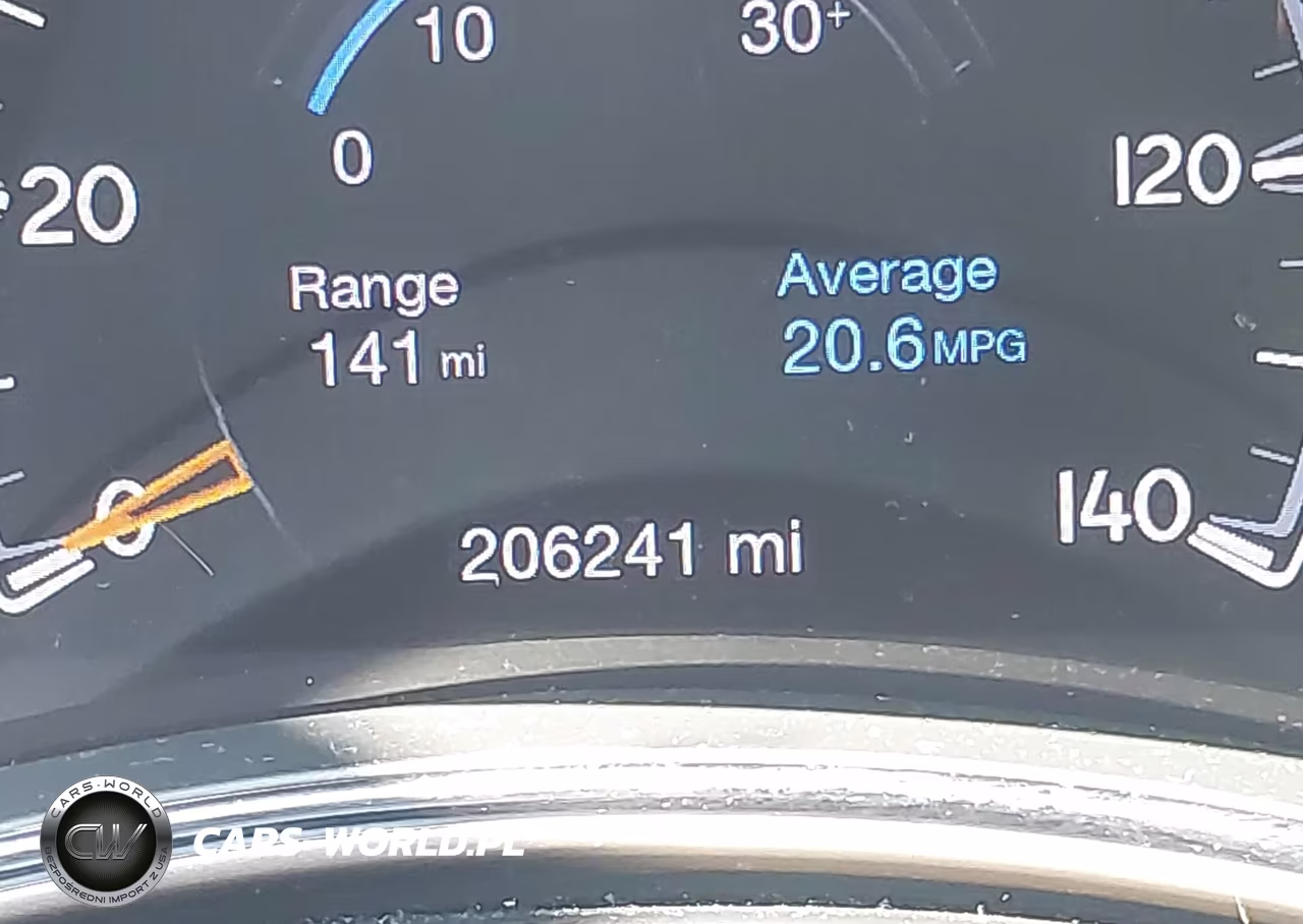 2016 Jeep Grand Cherokee Overland VIN:1C4RJFCG9GC366256 - 16