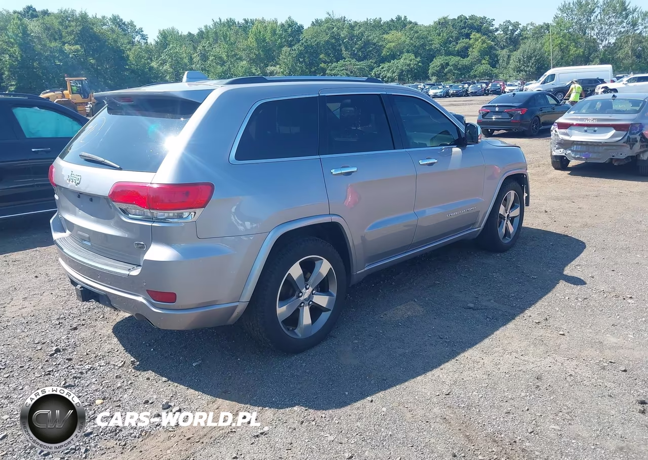 2016 Jeep Grand Cherokee Overland VIN:1C4RJFCG9GC366256 - 4